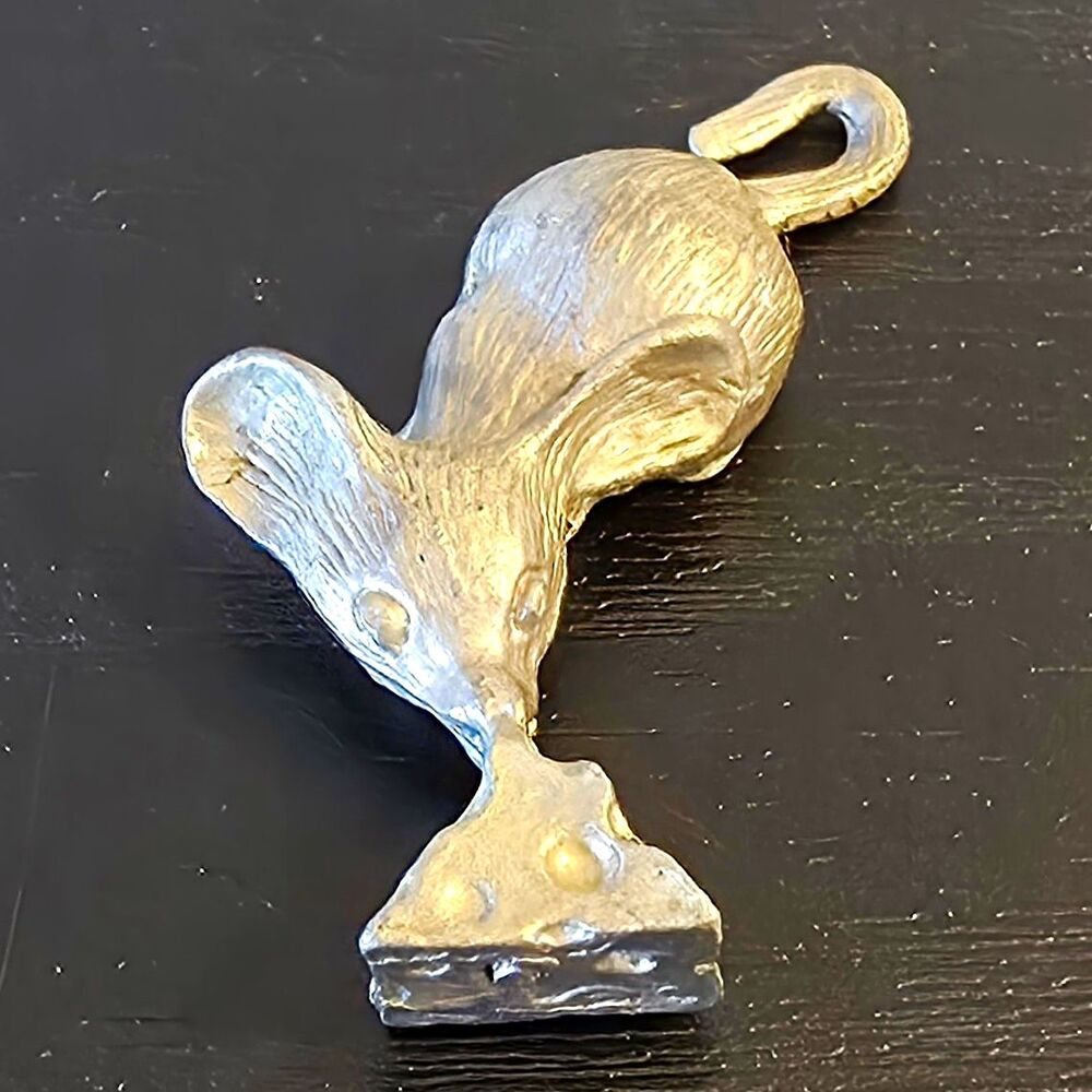 Metal Mouse Figurine Holding Cheese - Mouse Animal Figure Figurine